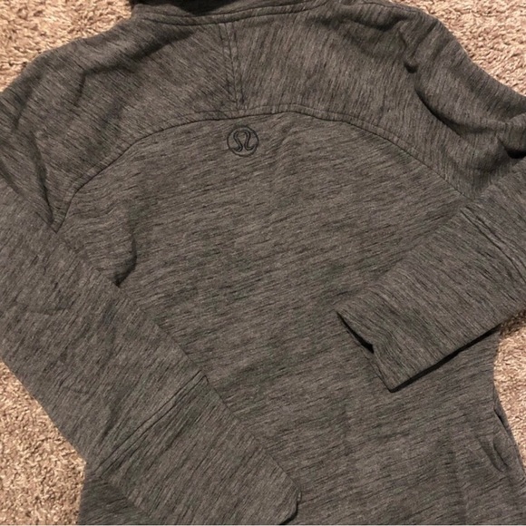 Lululemon To You Tunic in Heather Gray Sz 6 - Picture 3 of 7